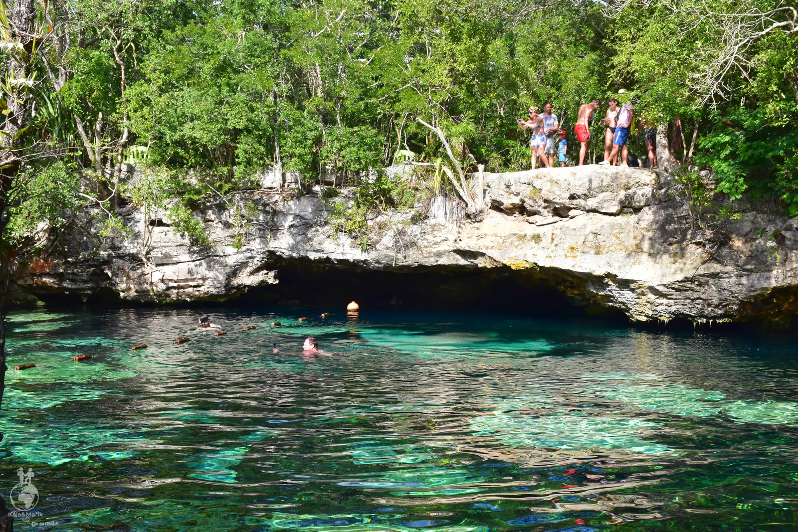 Cenote Azul
