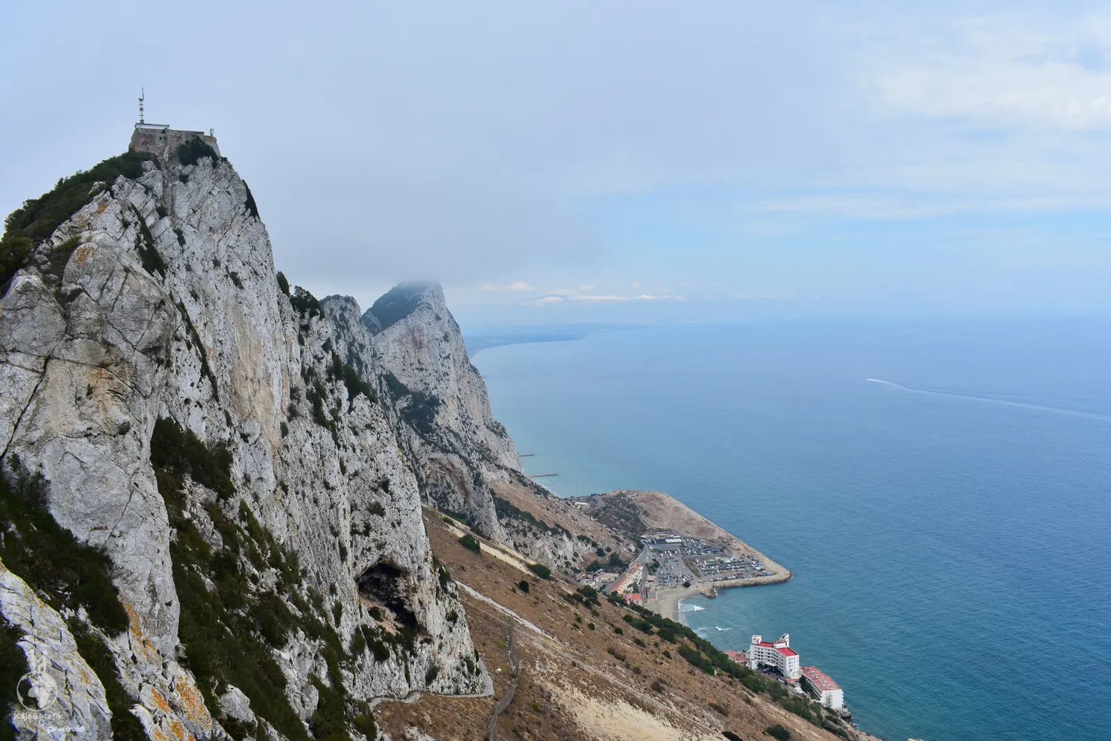 Vyhlídka z prosklené podlahy na Rock of Gibraltar