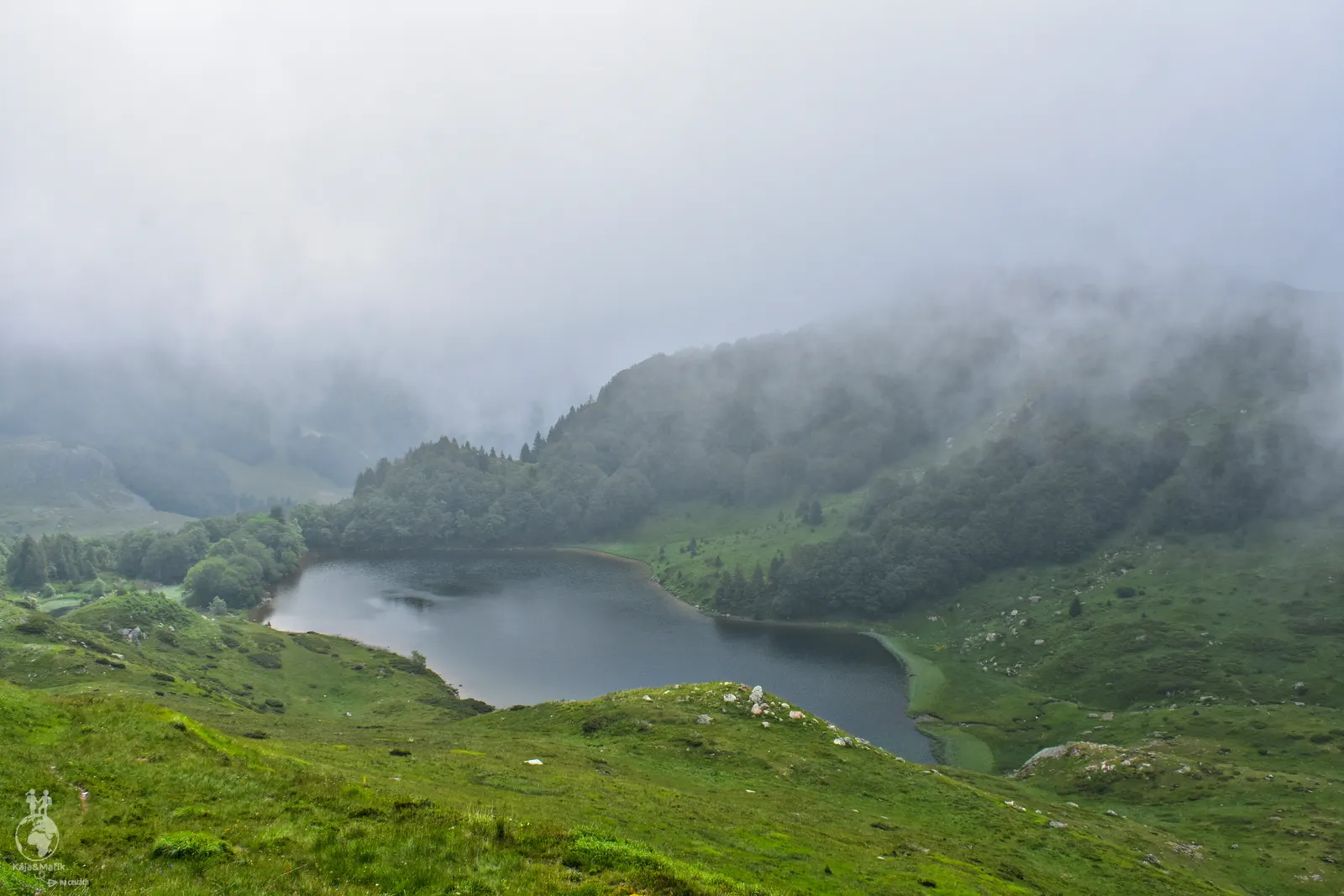 Jezero Pešića