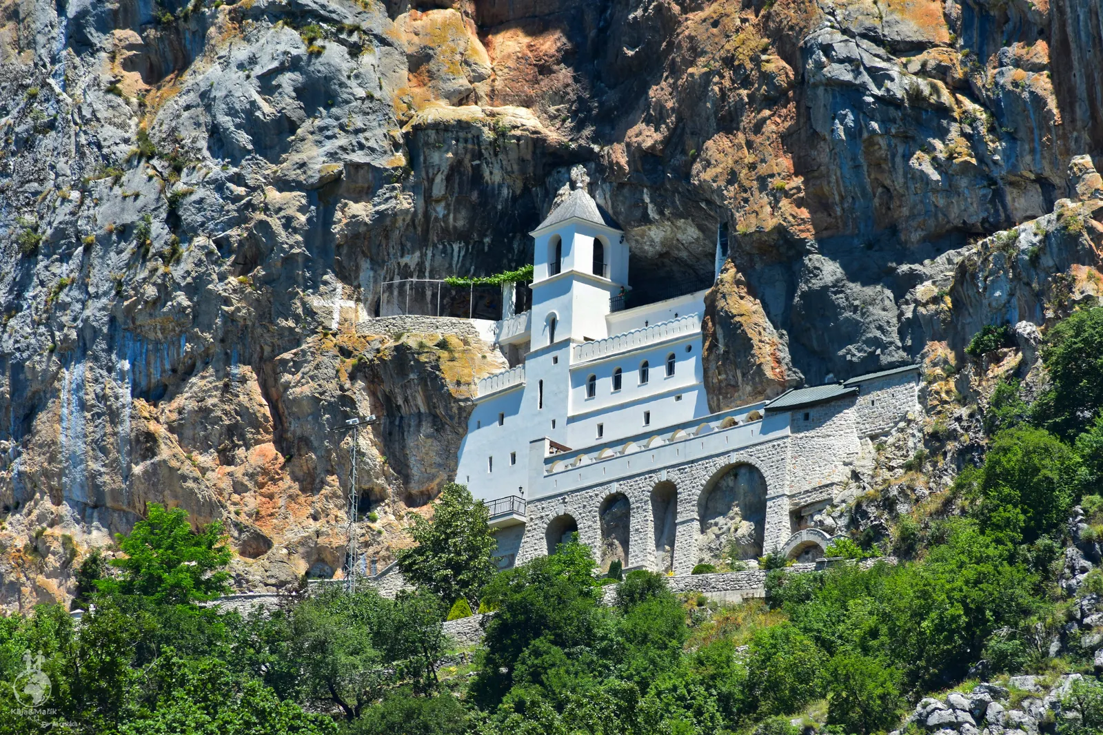 Klášter Ostrog