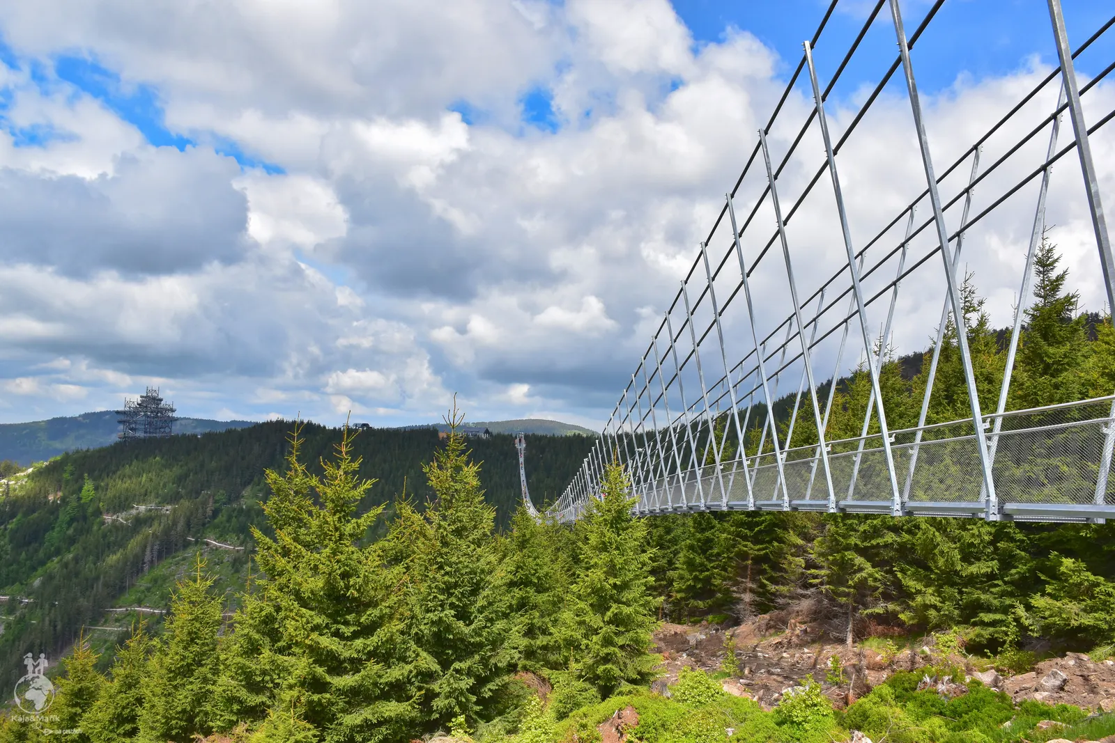 Sky Bridge 721